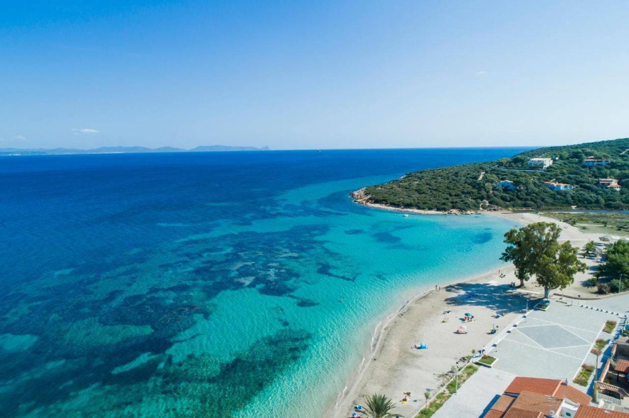 Lu' Hotel Maladroxia SantʼAntìoco Esterno foto