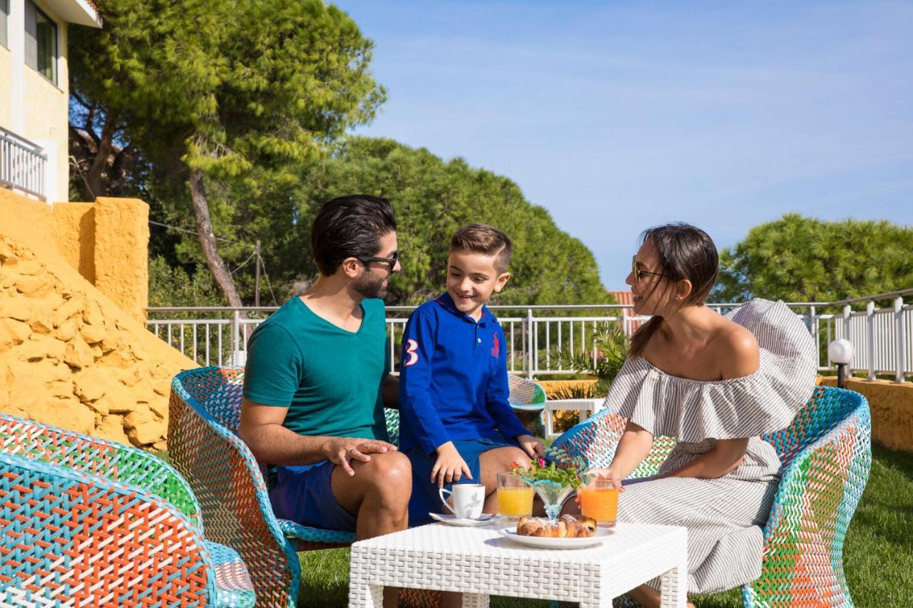 Lu' Hotel Maladroxia SantʼAntìoco Esterno foto