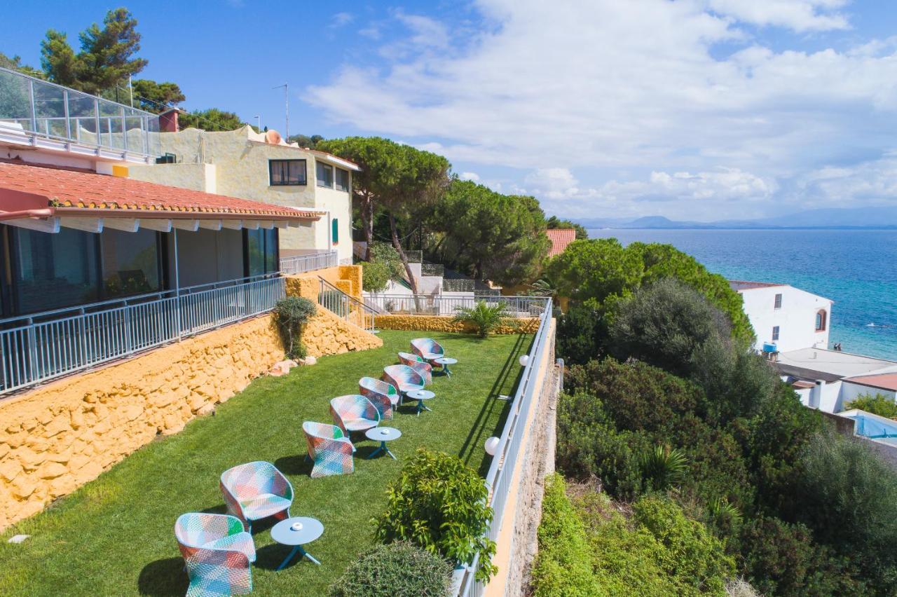 Lu' Hotel Maladroxia SantʼAntìoco Esterno foto