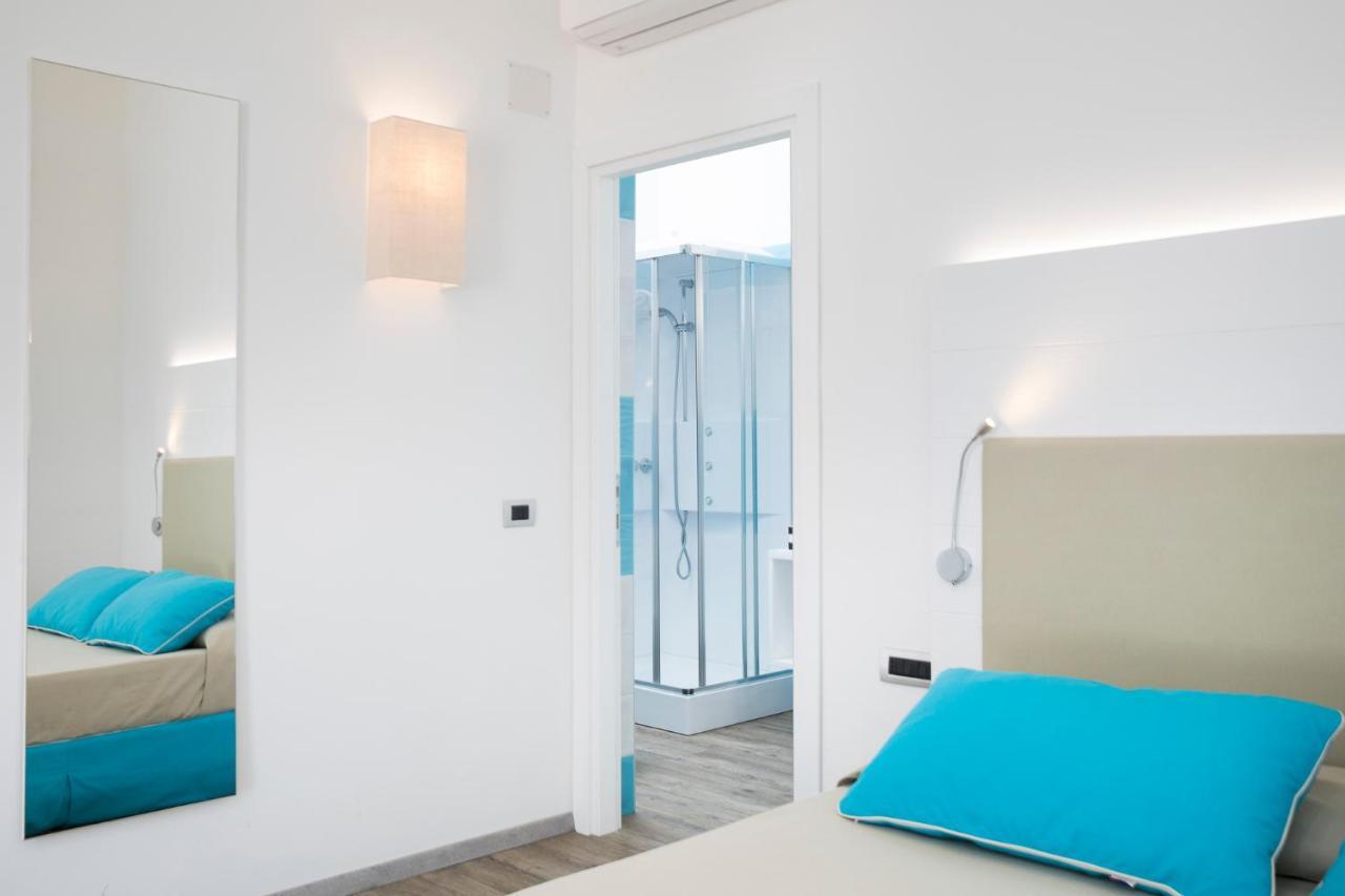 Lu' Hotel Maladroxia SantʼAntìoco Esterno foto