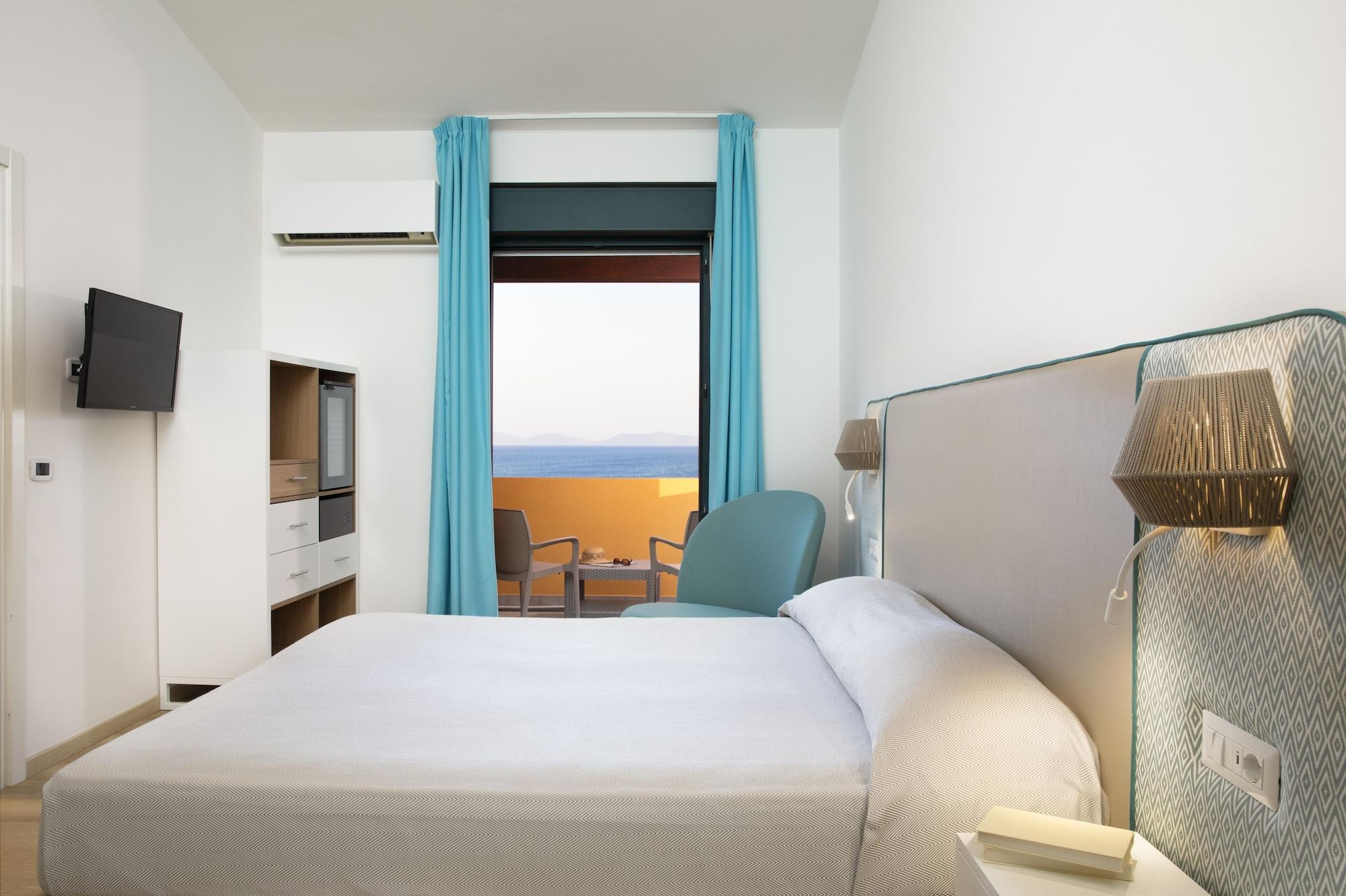 Lu' Hotel Maladroxia SantʼAntìoco Esterno foto