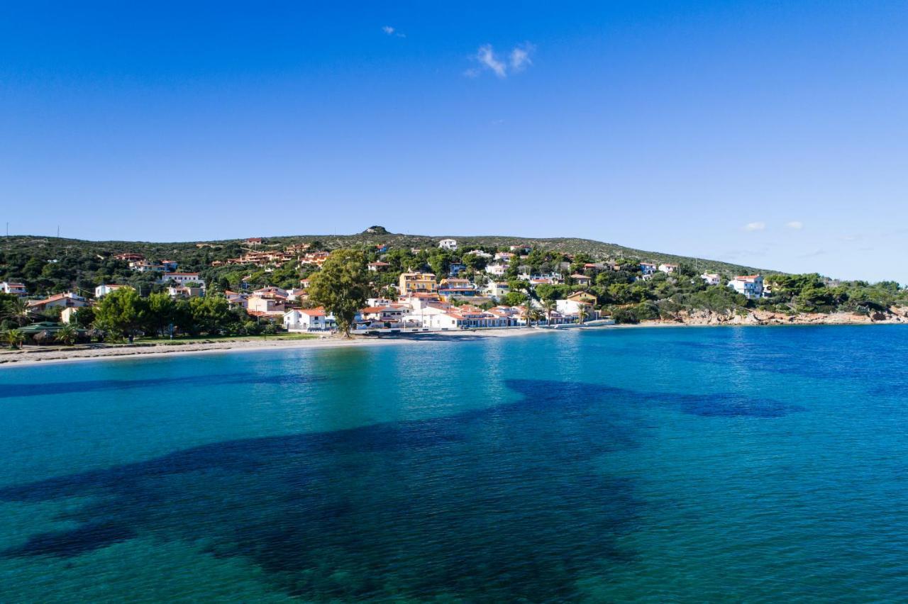 Lu' Hotel Maladroxia SantʼAntìoco Esterno foto